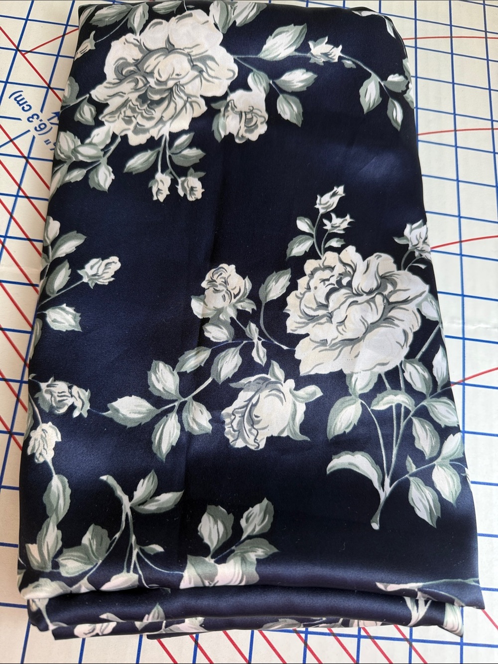 Vintage Navy Blue Floral Polyester Satin Fabric 2.5 Yards x 48” White Rose Print